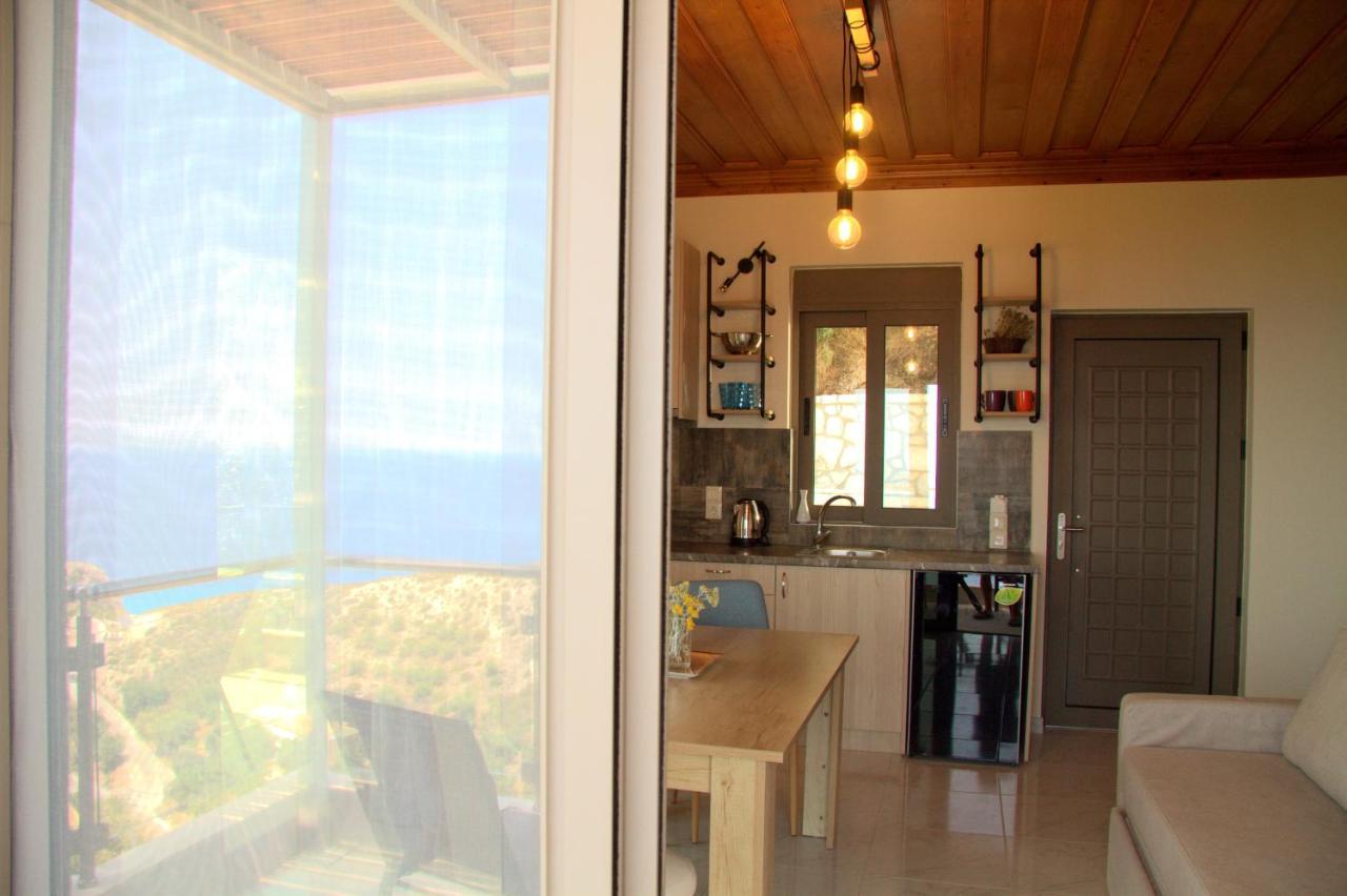 Áyios Nikítas Melikiron Luxury Apartments מראה חיצוני תמונה