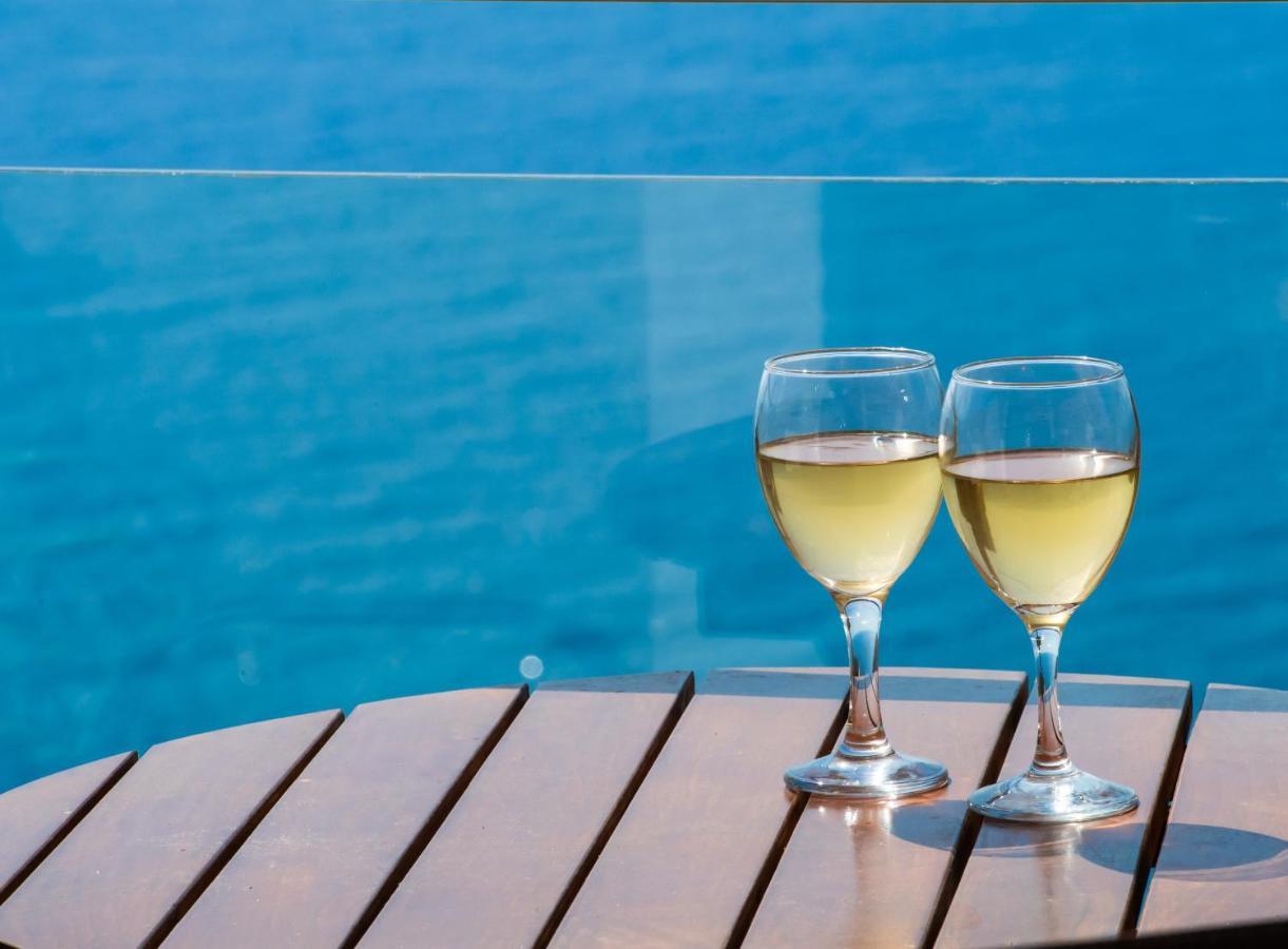 Áyios Nikítas Melikiron Luxury Apartments מראה חיצוני תמונה