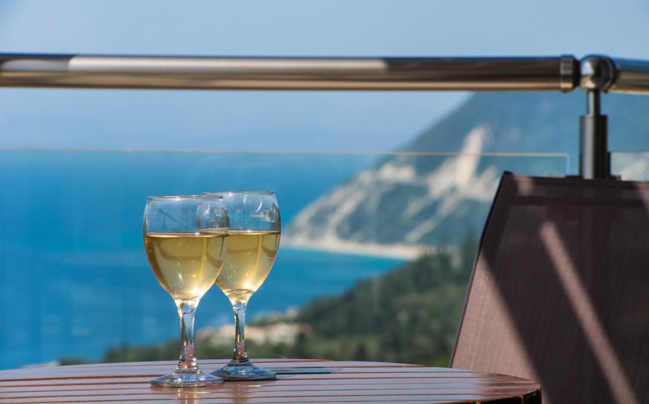 Áyios Nikítas Melikiron Luxury Apartments מראה חיצוני תמונה