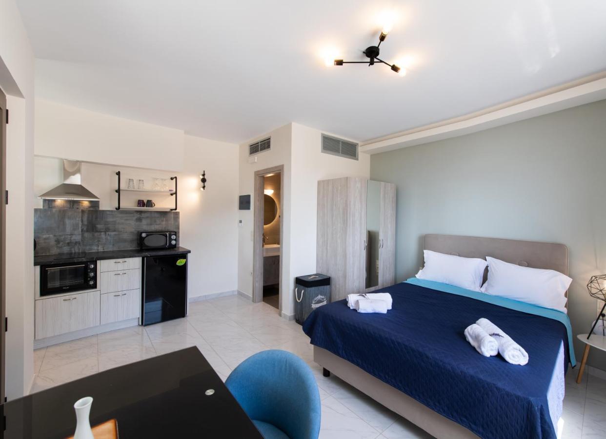 Áyios Nikítas Melikiron Luxury Apartments מראה חיצוני תמונה