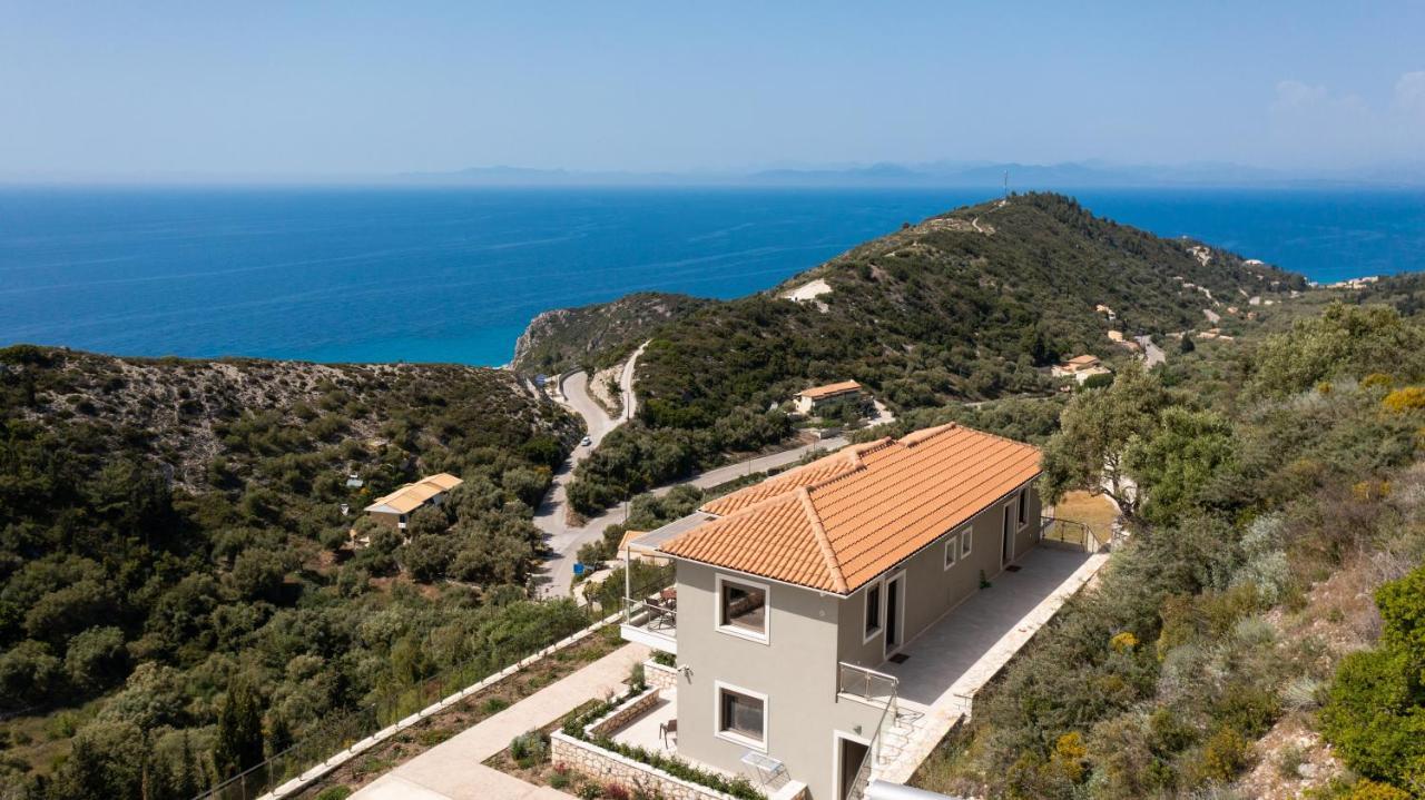 Áyios Nikítas Melikiron Luxury Apartments מראה חיצוני תמונה
