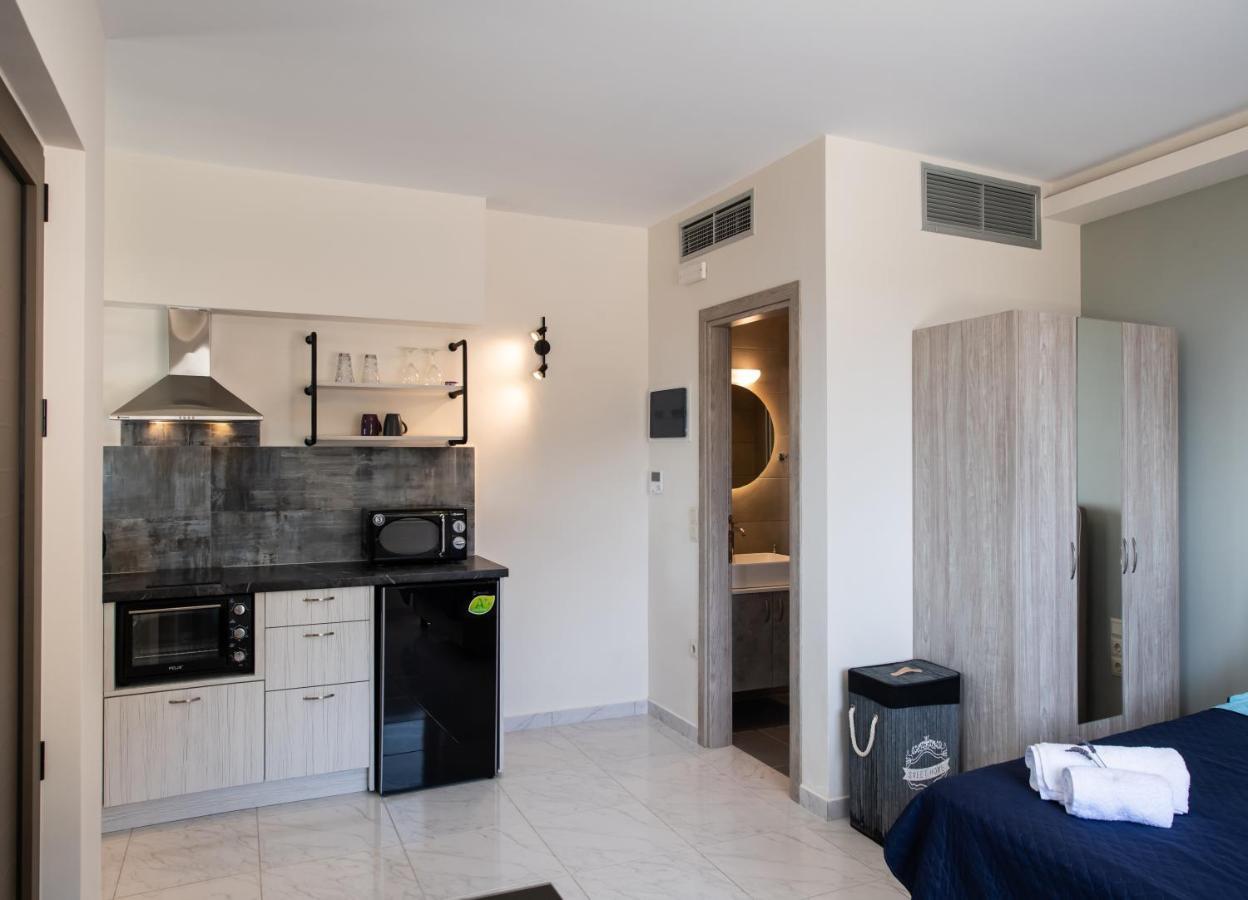 Áyios Nikítas Melikiron Luxury Apartments מראה חיצוני תמונה