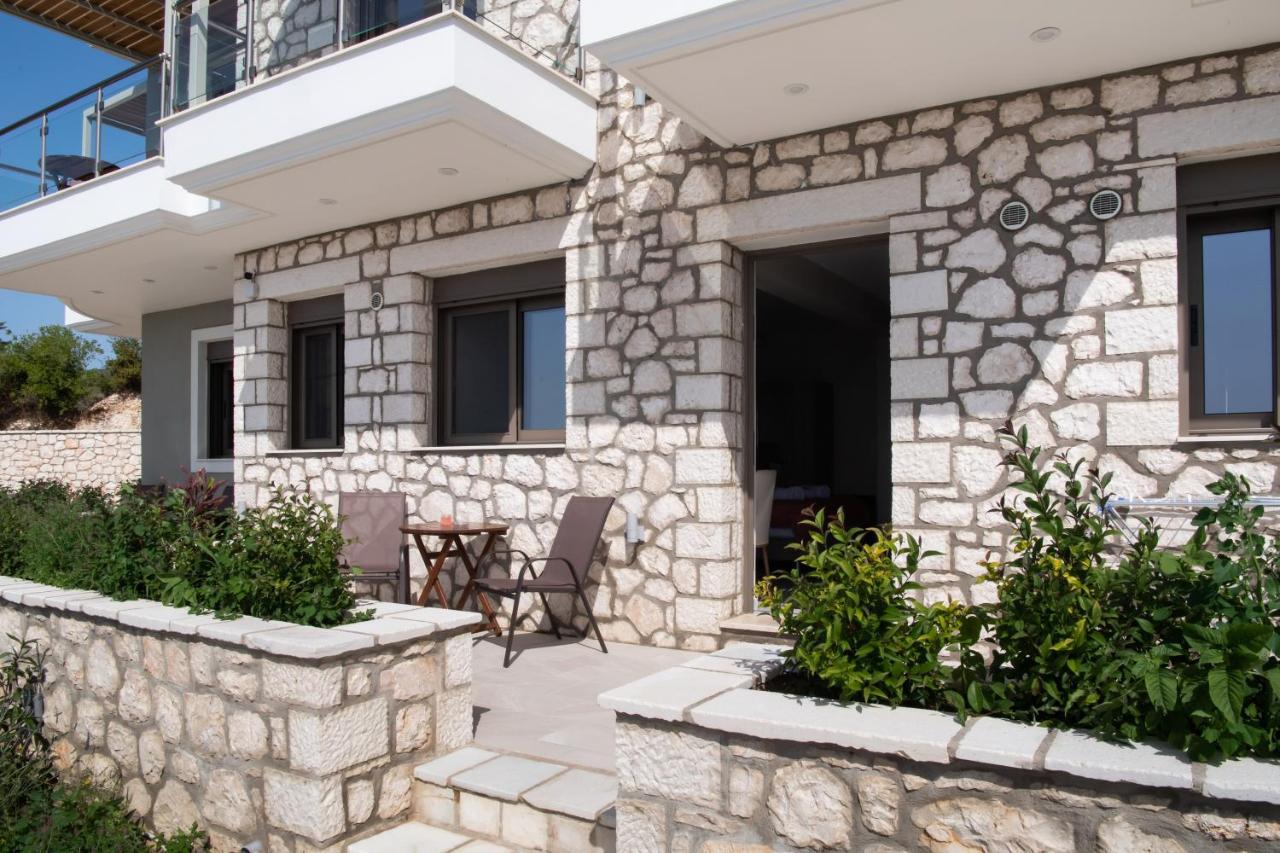 Áyios Nikítas Melikiron Luxury Apartments מראה חיצוני תמונה