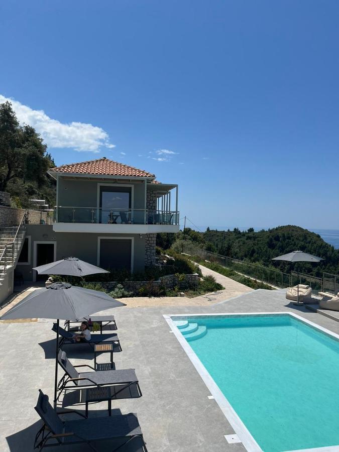 Áyios Nikítas Melikiron Luxury Apartments מראה חיצוני תמונה