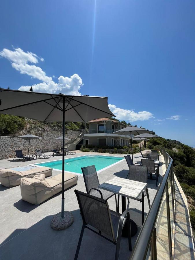 Áyios Nikítas Melikiron Luxury Apartments מראה חיצוני תמונה