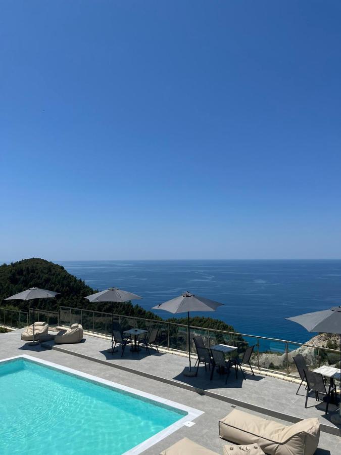 Áyios Nikítas Melikiron Luxury Apartments מראה חיצוני תמונה